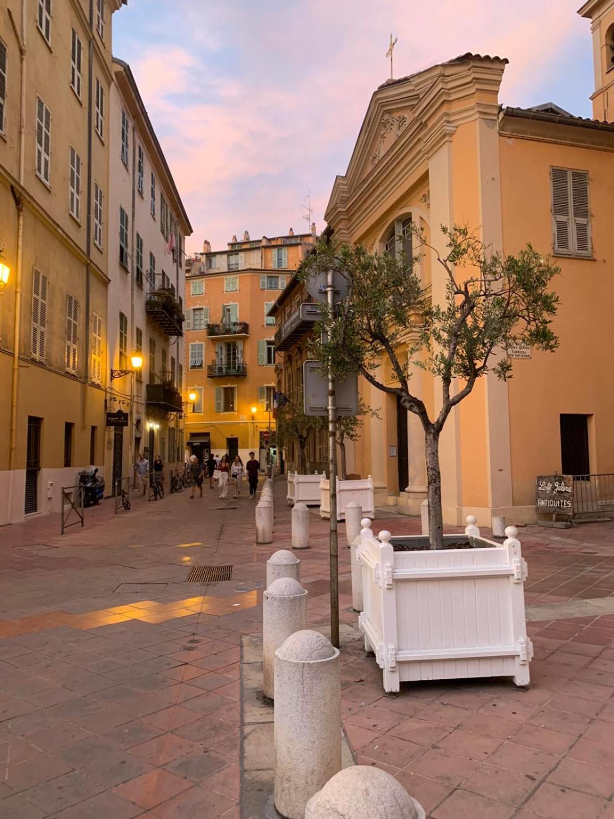 Apartment 33 On The Old Historic Senate Square Nice Exterior photo